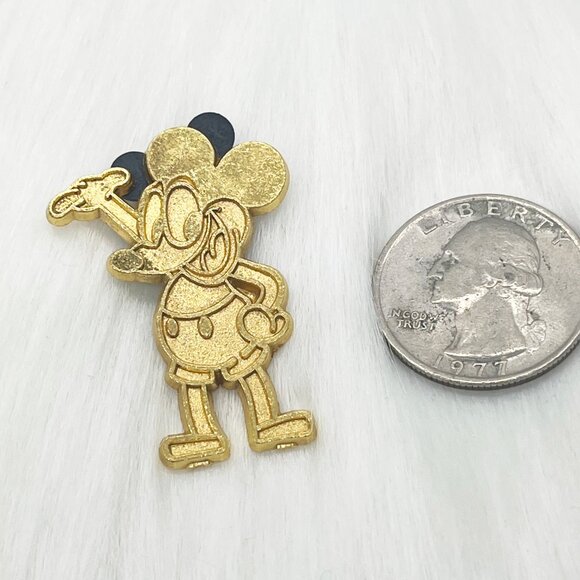🔮 5/$25 Disney Gold Classic Mickey Mouse Pin - Picture 2 of 2